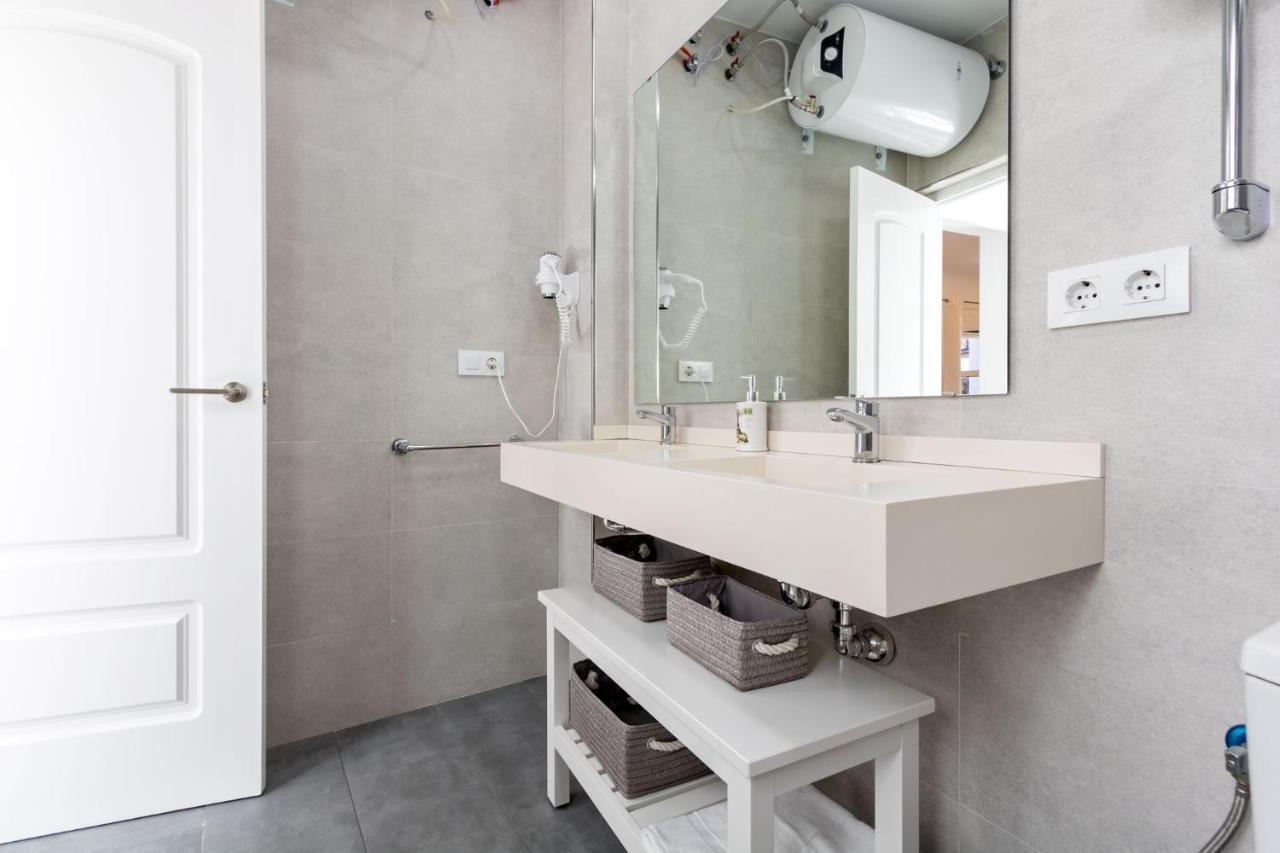 Apartament Nine O Clock San Luis Skyview Sewilla Zewnętrze zdjęcie